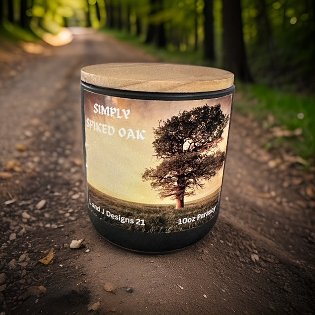 Simply Spiked Oak Candle – 10 oz